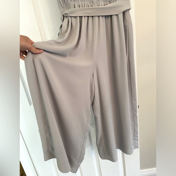 LIKE NEW Grey Babaton Jumpsuit - Picture 3 of 7